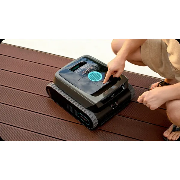 scubav3_easy_everyone_image_pc Robot de piscine sans fil scuba v3 aiper – Image 1